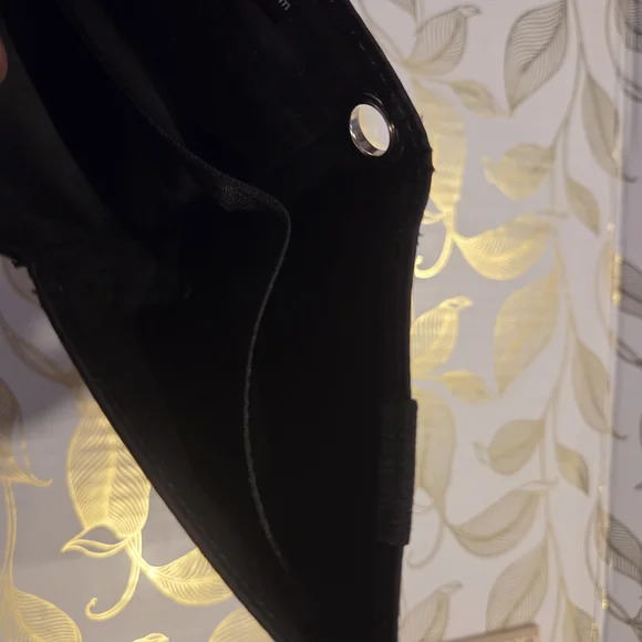 Black Women's Wallet - Picture 9 of 9